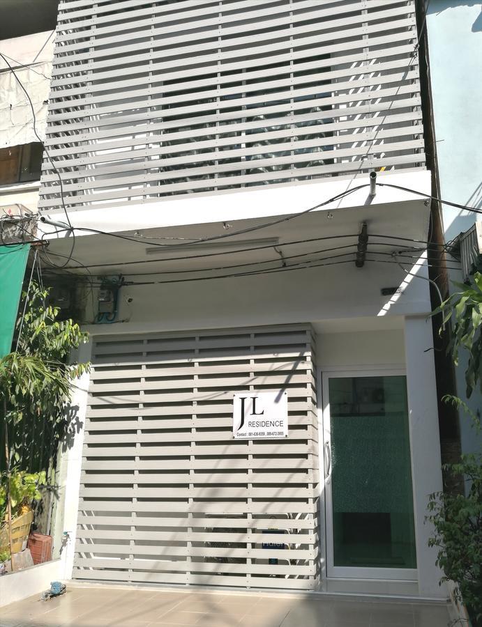 Khách sạn Jl Siriraj Bangkok